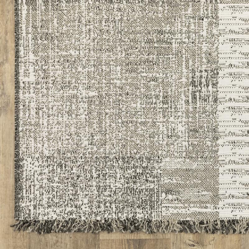 Style Haven Grayton Textured Geometric Beige/ Black Indoor-Outdoor Fringe Edge Rug