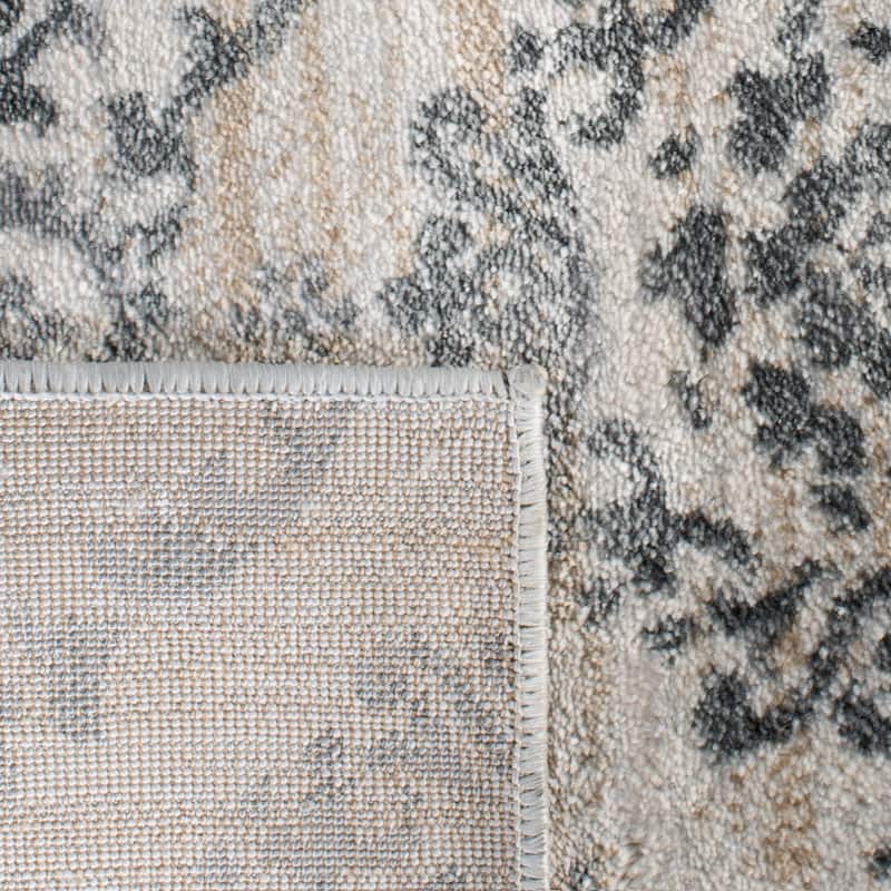 SAFAVIEH Isabella Candyce Traditional Rug