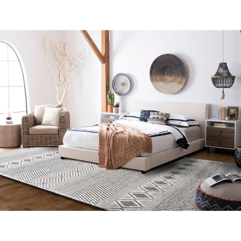 SAFAVIEH Handmade Vermont Sharonda Wool Rug