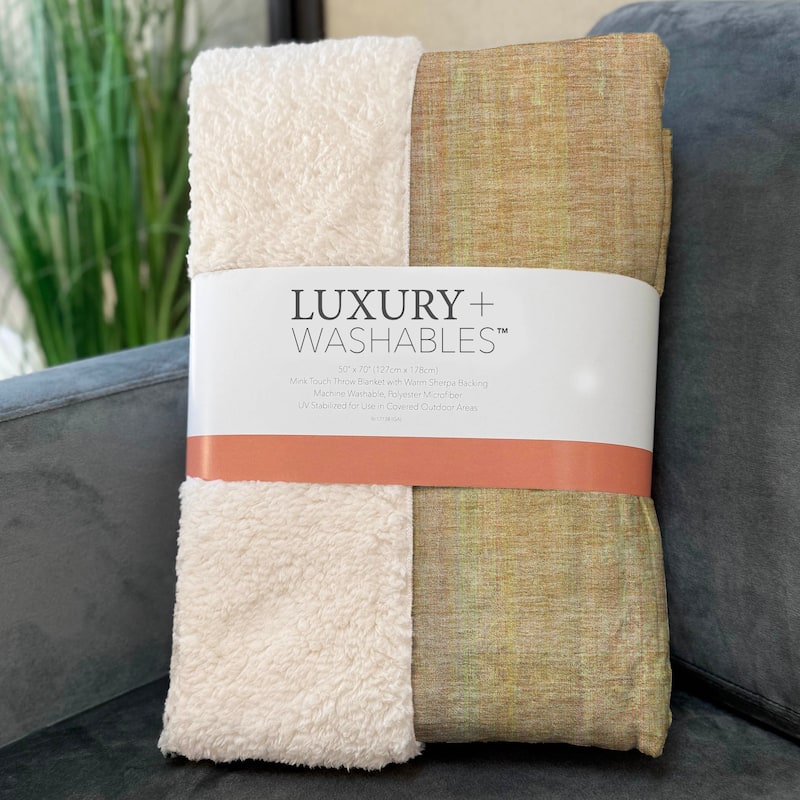 Premium Machine Washable Ombre Solid Sherpa Throw Blanket