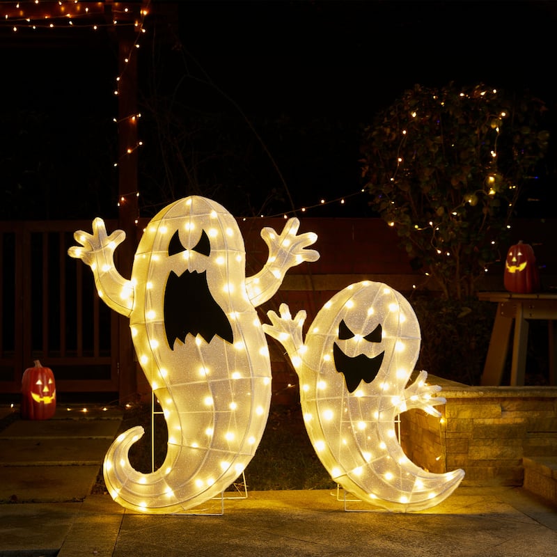 Glitzhome 3ft Lighted Halloween Ghosts Family Outdoor Décor with Warm white LEDs