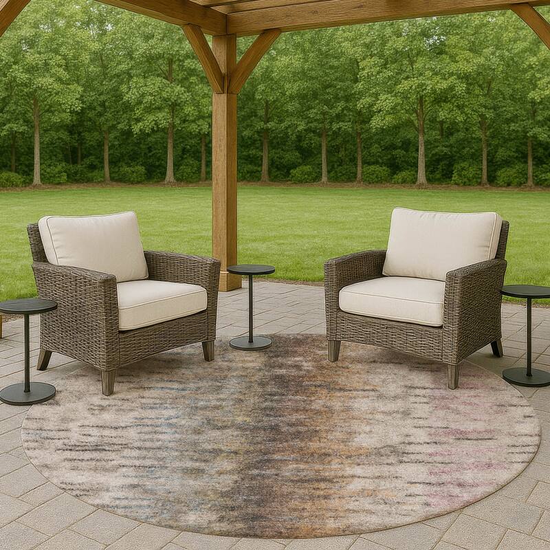 Machine Washable Indoor/ Outdoor Contemporary Ombre Chantille Rug - Brown - 8' x 8'
