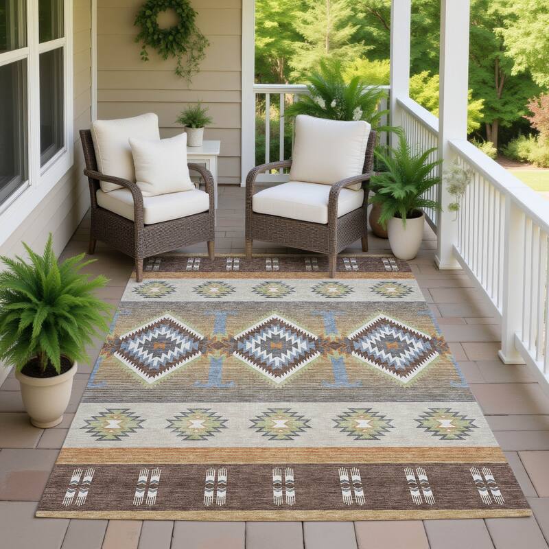 Machine Washable Indoor/ Outdoor Global Chennai Chantille Rug