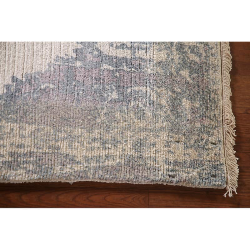 Abstract Oriental Accent Rug Wool Carpet - 4'0"x 5'7"