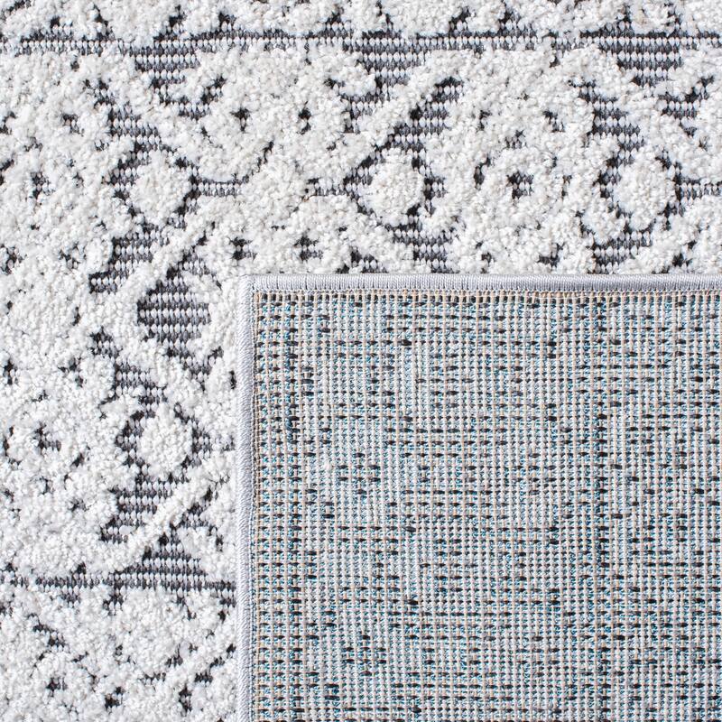 SAFAVIEH Cabana Ioana Indoor/ Outdoor Waterproof Patio Rug
