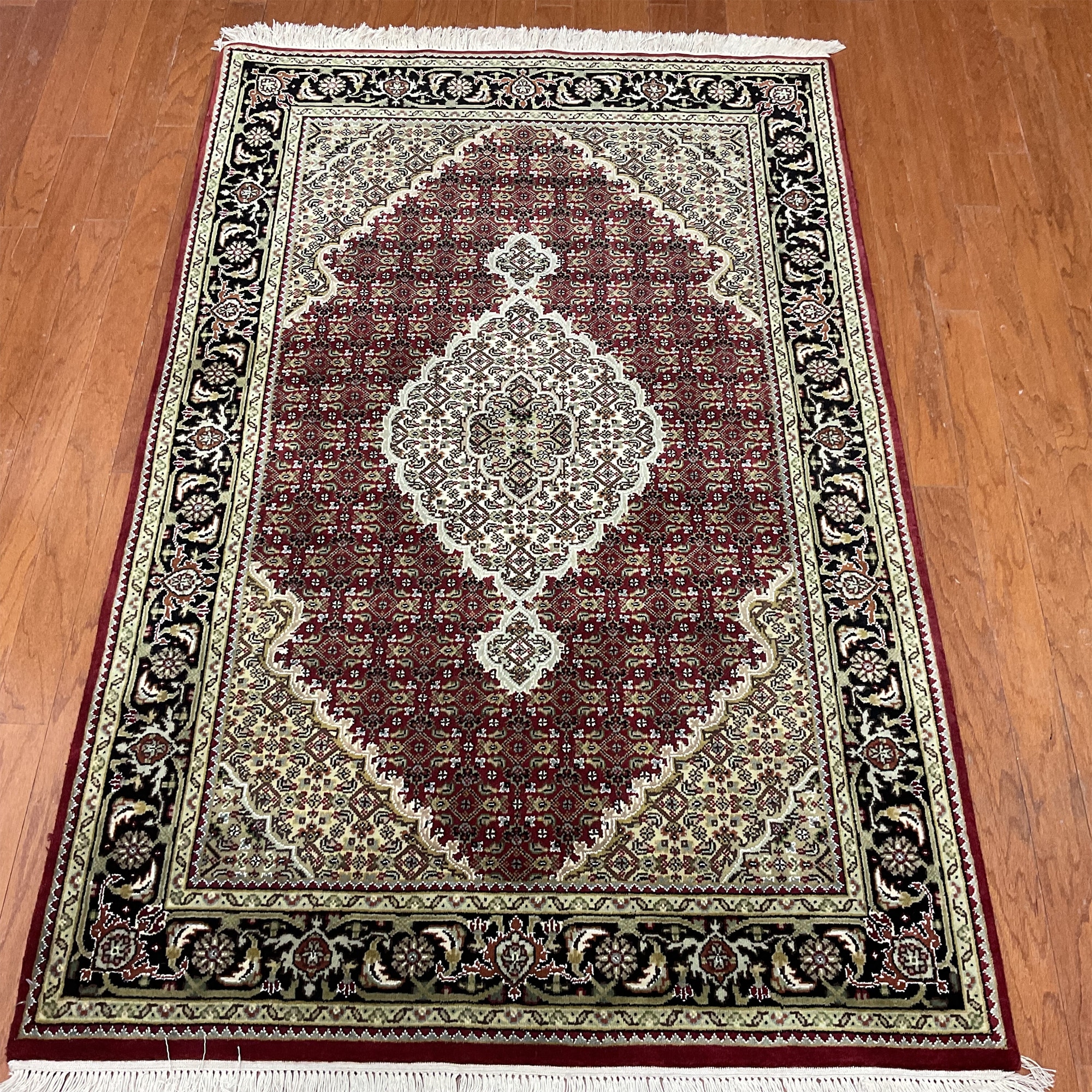 HERAT ORIENTAL Handmade Tabriz Fish Wool & Silk Rug - 3'11" x 6'