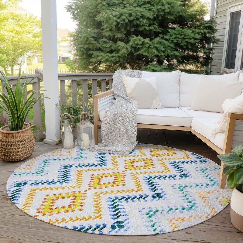 Machine Washable Indoor/ Outdoor Chantille Boho Global Rug