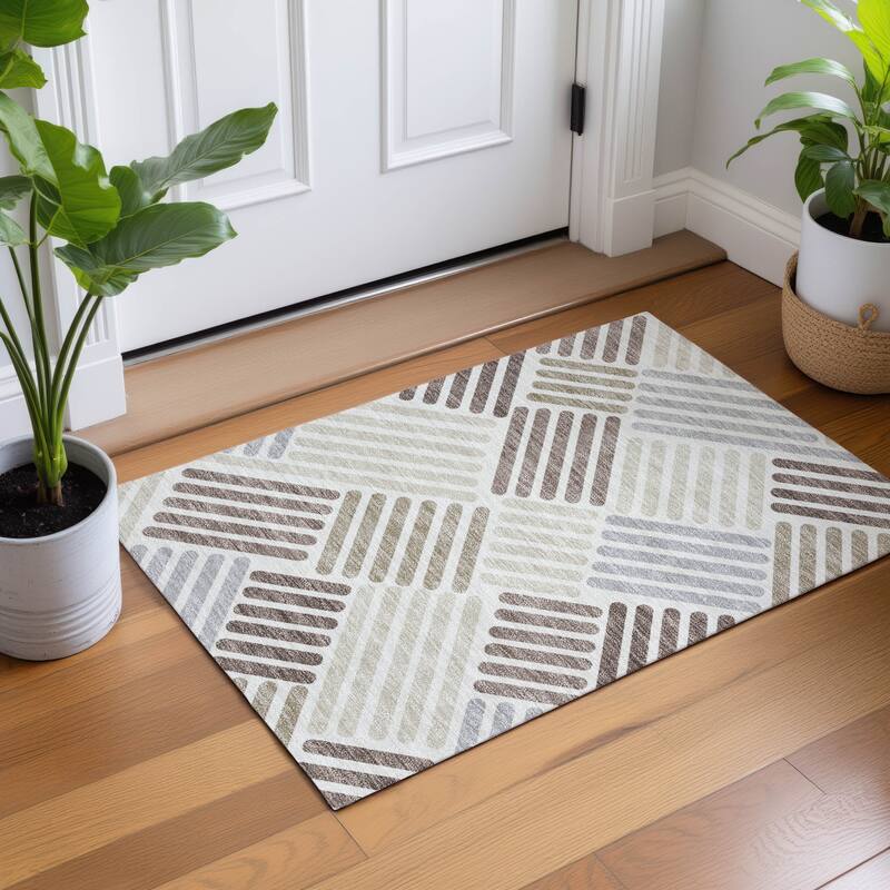 Machine Washable Indoor/ Outdoor Modern Weave Chantille Rug
