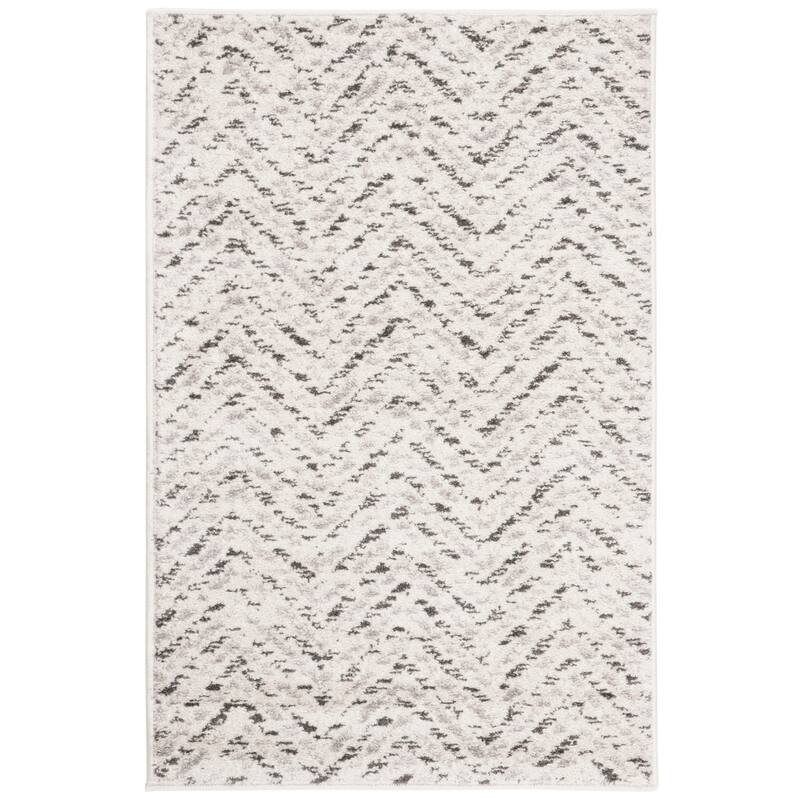 SAFAVIEH Adirondack Hildegard Chevron Distressed Rug - 2'6" x 4' - Ivory/Charcoal