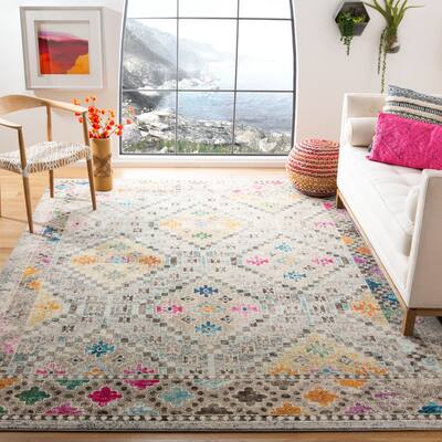 SAFAVIEH Madison Medine Boho Diamond Distressed Rug