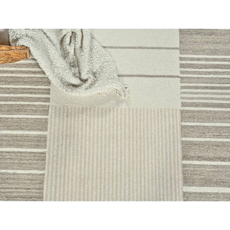 Exquisite Rugs Castine Handmade Hand-tufted New Zealand Wool on Canvas Beige/Ivory Area Rug