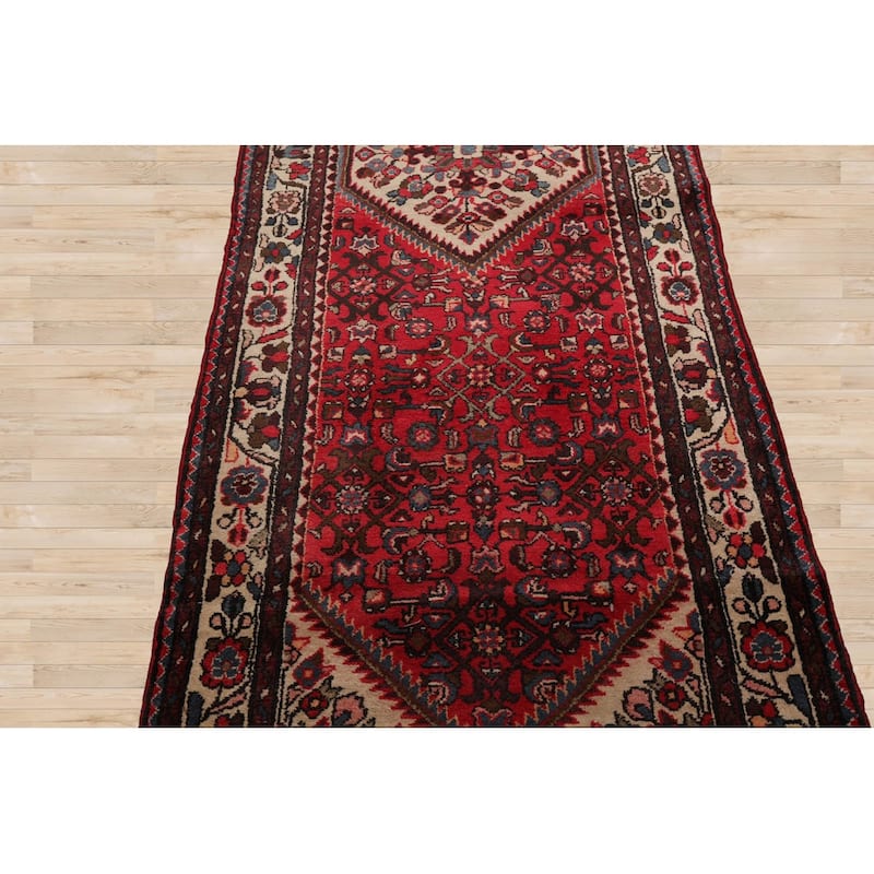 Hand Knotted Heriz Red Floral Wool Traditional Oriental Area Rug - 3' 6'' x 7' 4''