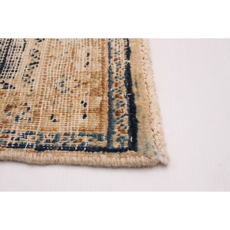 ECARPETGALLERY Hand-knotted Antalya Vintage Tan Wool Rug - 6'4 x 9'4