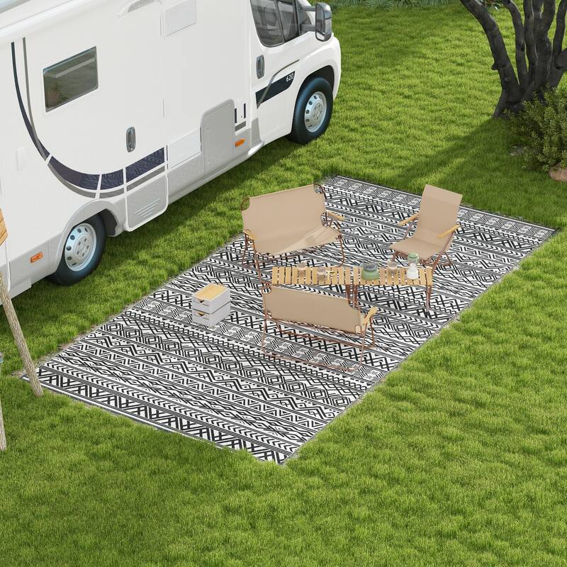 Outsunny Reversible Outdoor Rug, 9' x 18' Waterproof Plastic Straw Floor Mat, Portable RV Camping Carpet