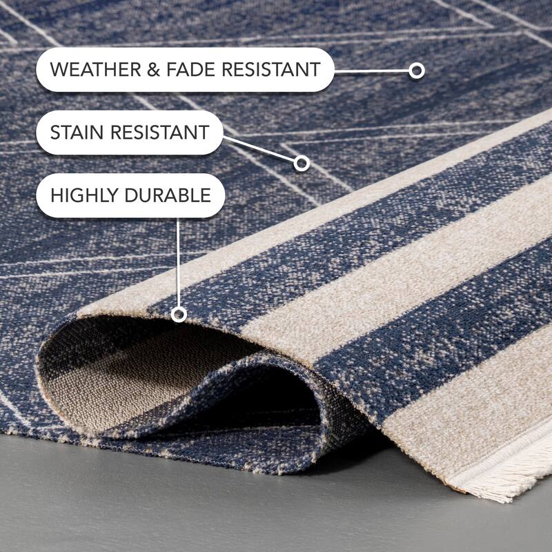 Nuloom Roberge Coastal Indoor/Outdoor Area Rug