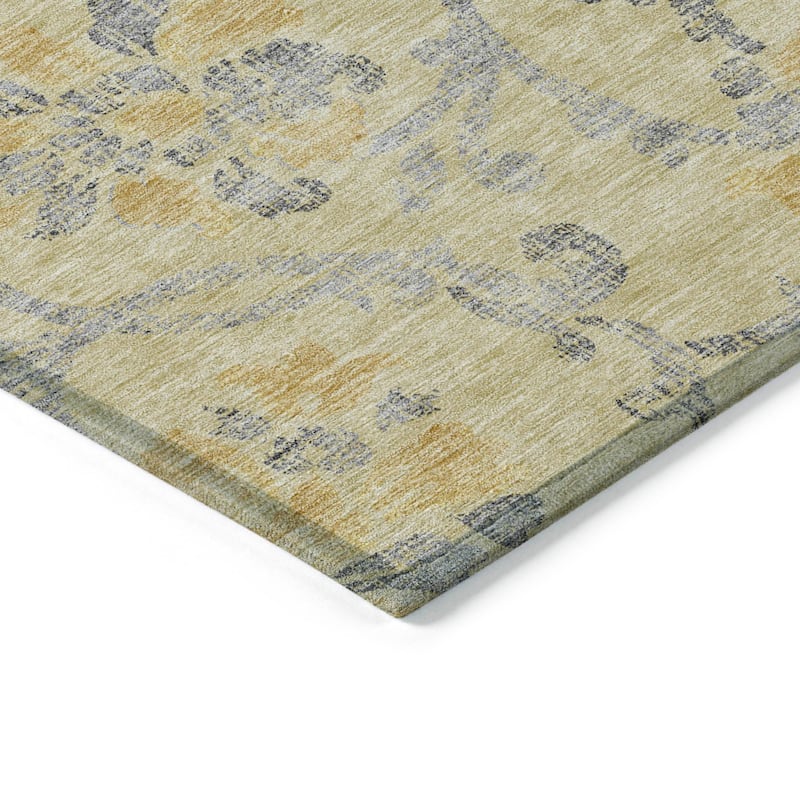 Machine Washable Indoor/ Outdoor Chantille Floral Scroll Rug