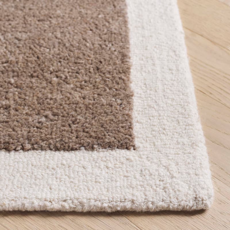 SAFAVIEH Handmade Metro Kleanthi Border Wool Rug