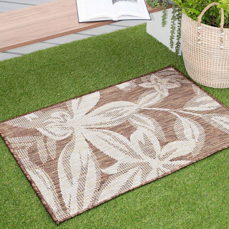 Exo Coastal Floral Indoor/Outdoor Area Rug - 2' x 3' - Brown/Cream