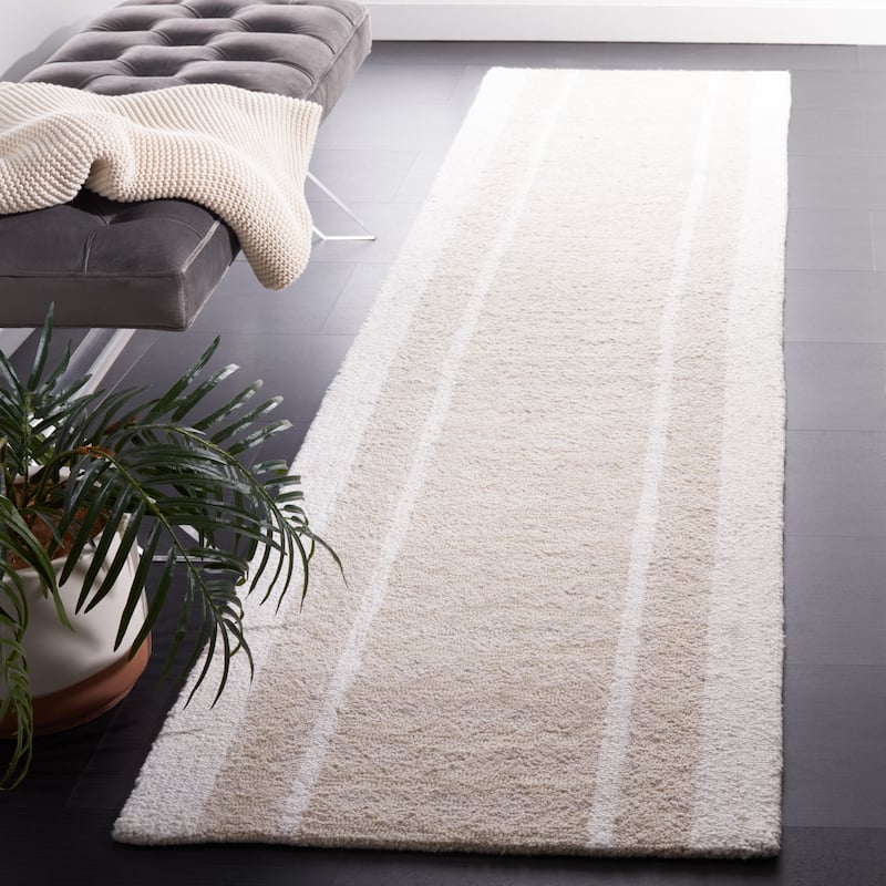SAFAVIEH Handmade Capri Mirna Modern Wool Rug - 2'3" x 9' Runner - Beige/Ivory