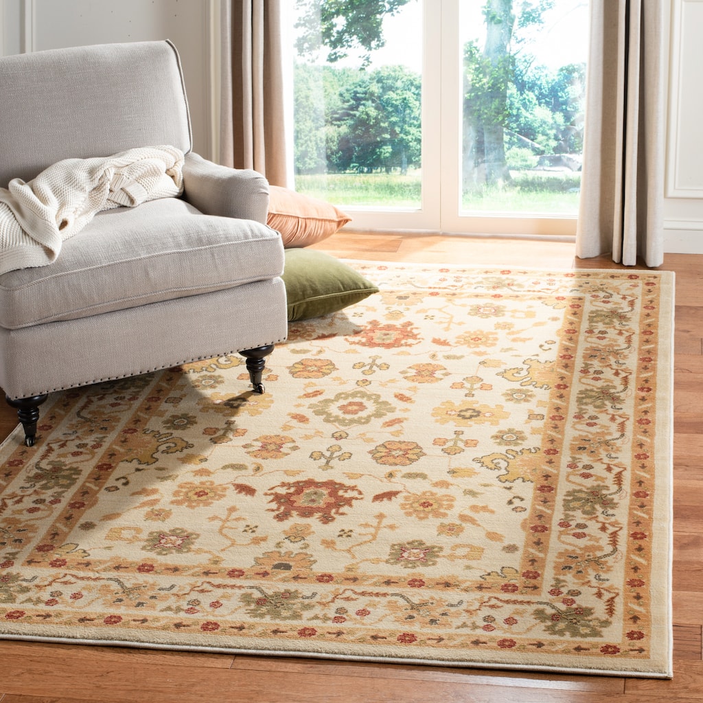 SAFAVIEH Heirloom Quinn Traditional Oriental Rug