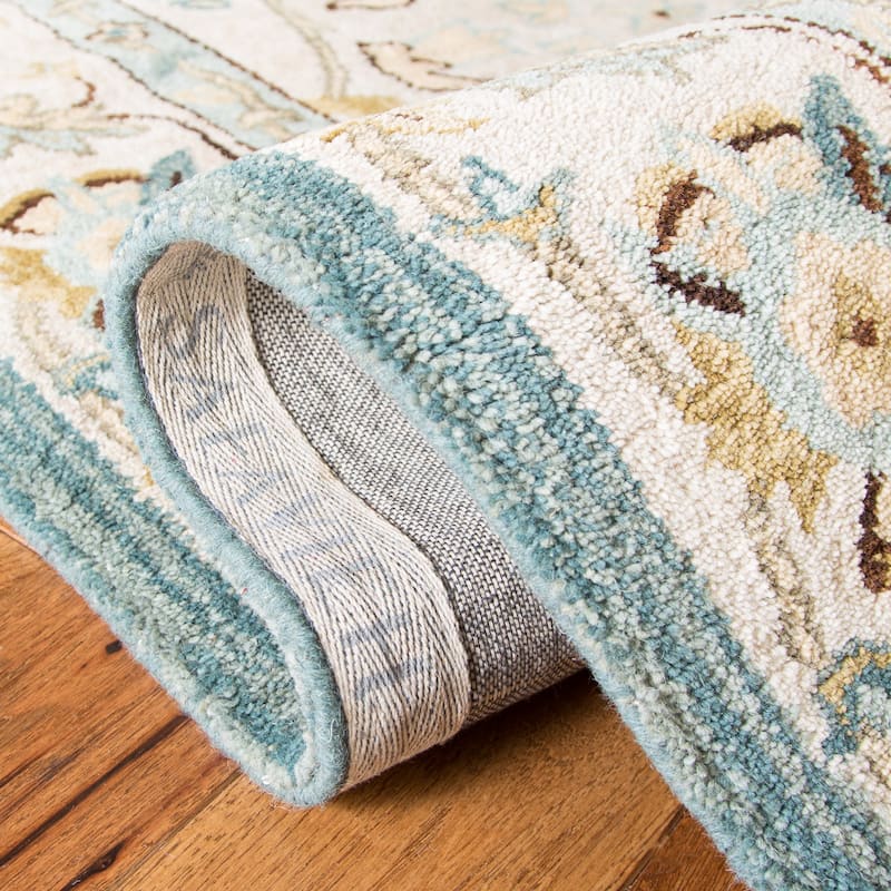 SAFAVIEH Handmade Antiquity Verene Traditional Oriental Wool Rug
