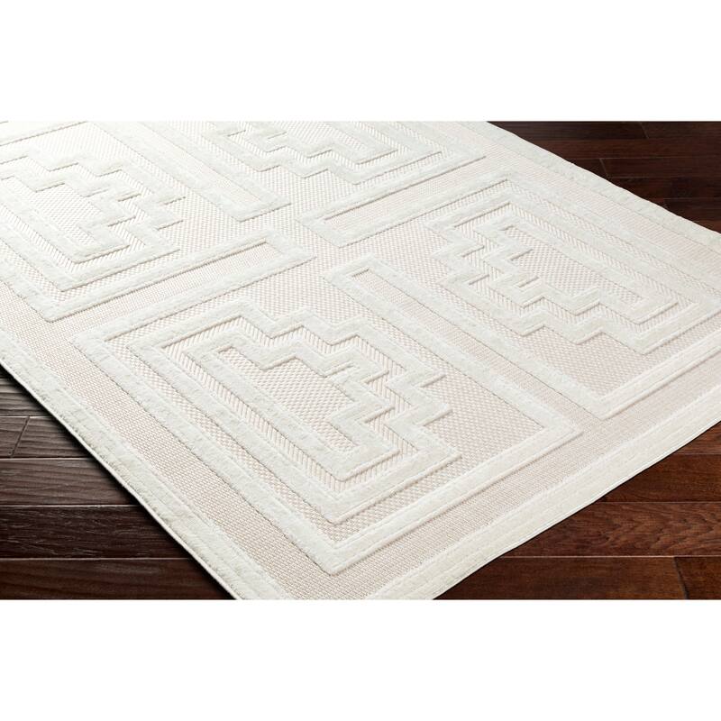 Livabliss San Diego Indoor/ Outdoor Geometric Area Rug