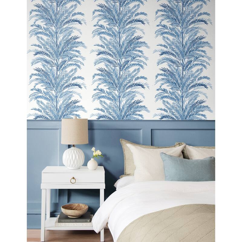 Luxe Haven Keana Palm Peel and Stick Wallpaper