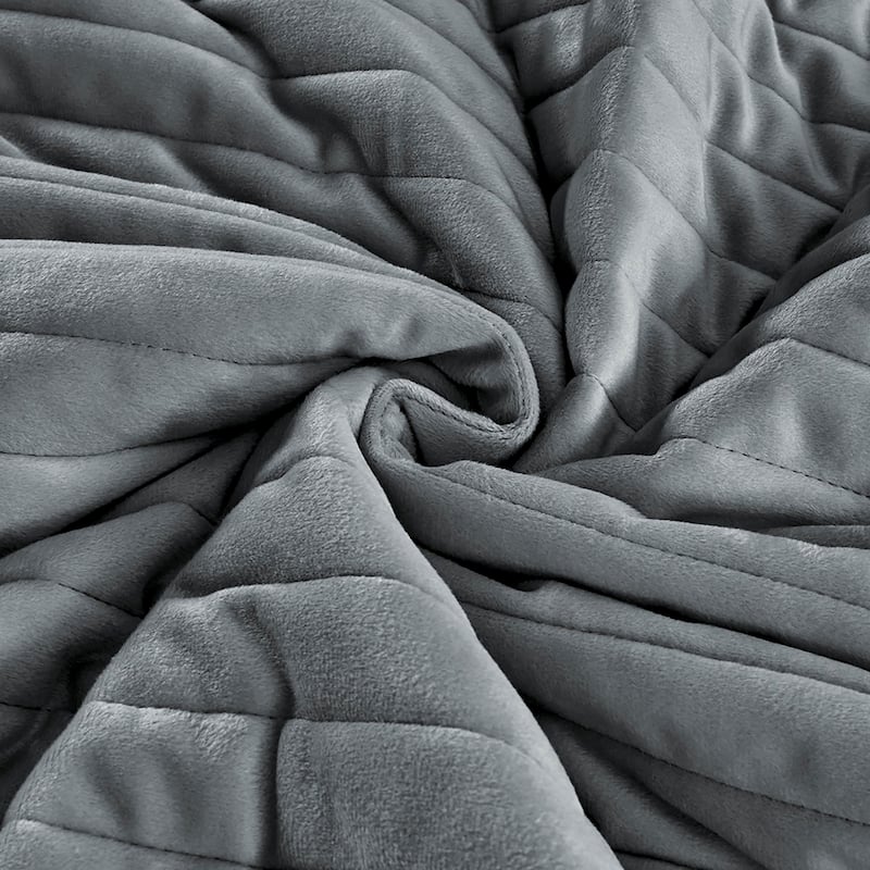 Pointehaven Heavy-Weight Oversized Channel Design Velvet Quilt Sets