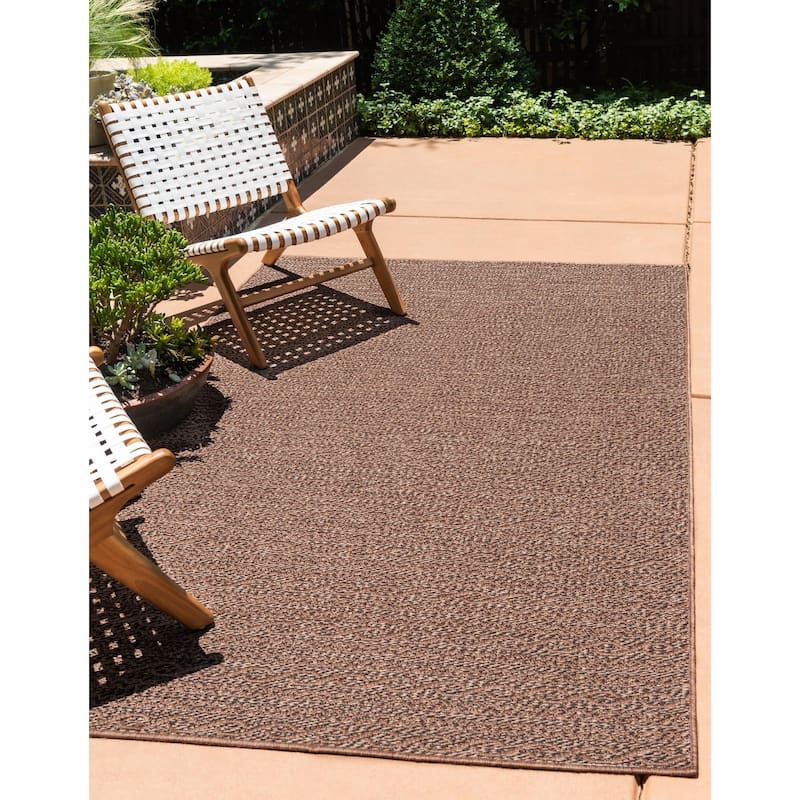 Outdoor Ucul Collection Area Rug - Brown - 6'x9'