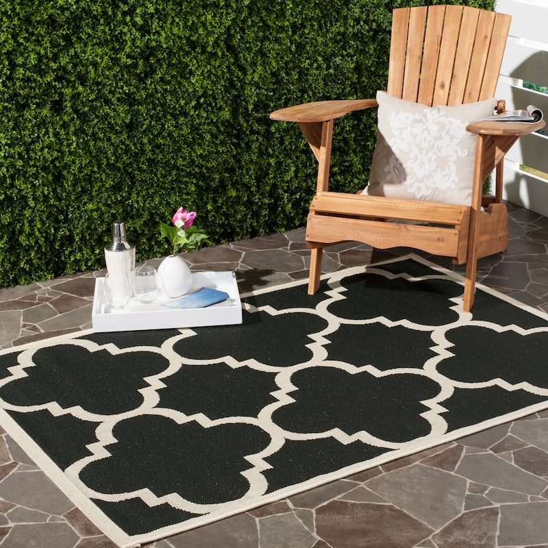 SAFAVIEH Courtyard Hafiza Indoor/ Outdoor Waterproof Patio Backyard Rug - 4' x 5'7" - Black/Beige