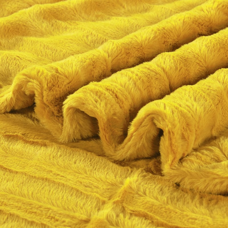 Derby Double Sided Fauxfur Throw