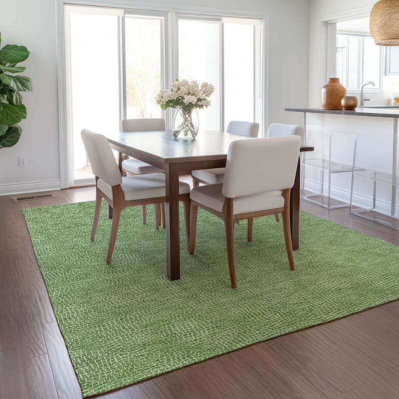 Machine Washable Indoor/ Outdoor Solid Modern Chantille Rug
