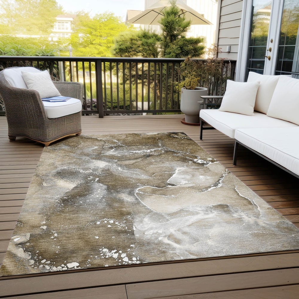 Machine Washable Indoor/ Outdoor Abstract Chantille Rug