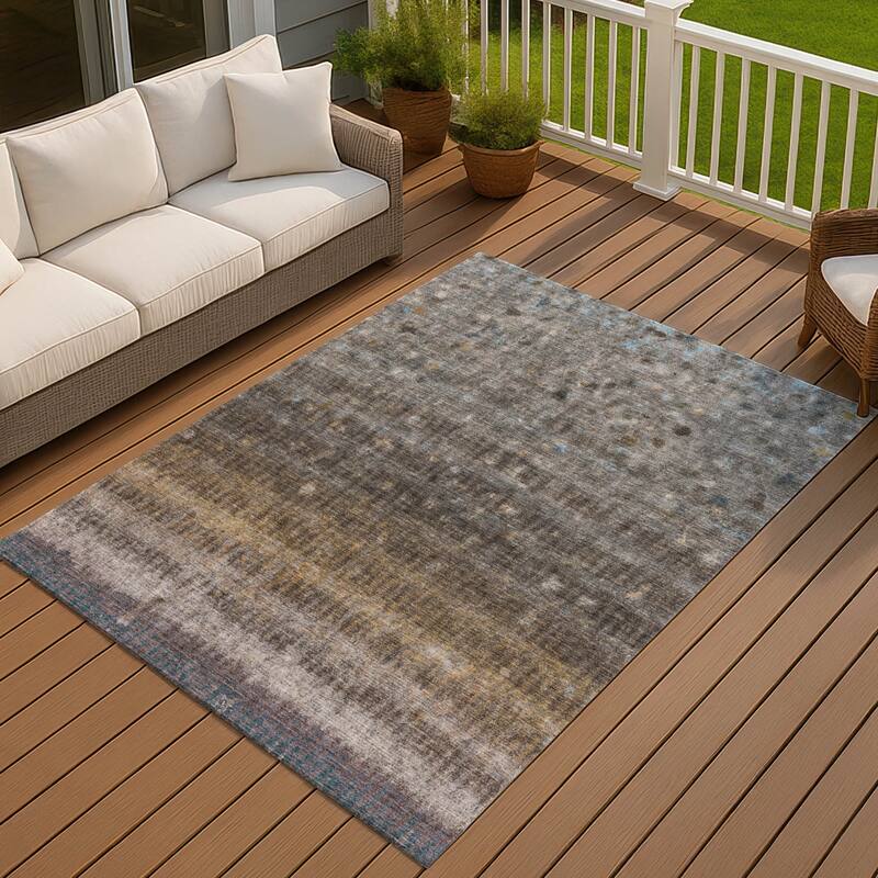 Machine Washable Indoor/ Outdoor Abstract Ombre Chantille Rug - Brown - 8' x 10'