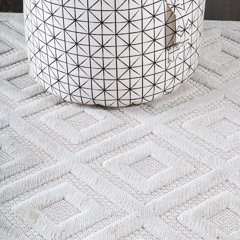 JONATHAN Y Ankara Neutral Diamond Trellis Indoor/Outdoor Area Rug
