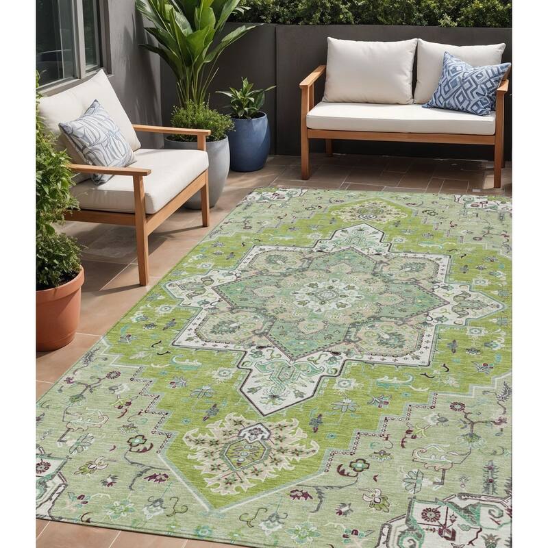 HomeRoots Oriental Traditional Rectangle Outdoor Rug - 5' X 8'