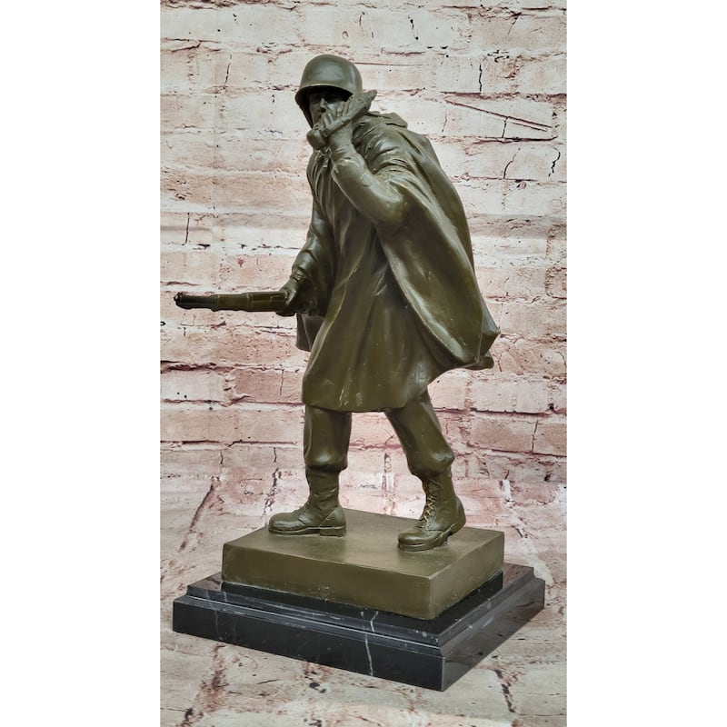Bronze Wwii Radio Operator Soldier Statue – Military Tribute