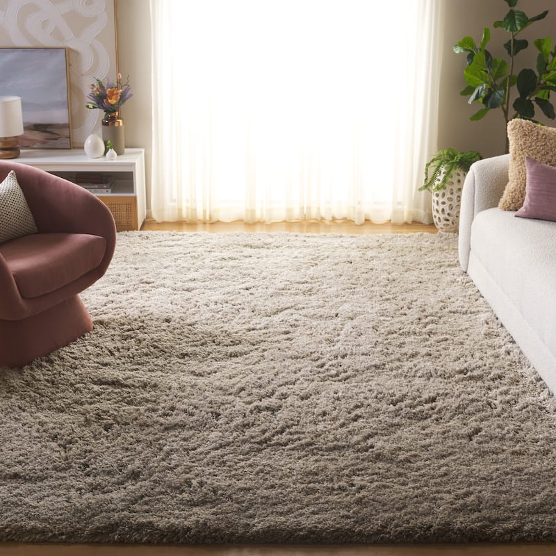 SAFAVIEH Handmade Alvilde Shag Etha Shag Solid Polyester Rug