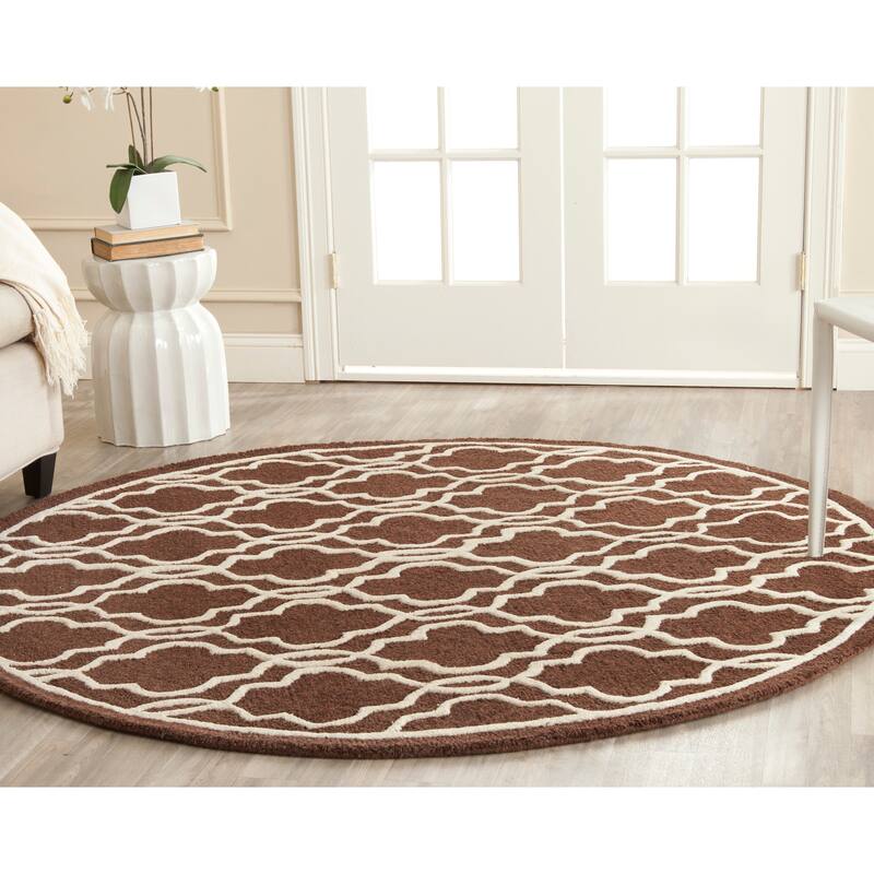 SAFAVIEH Handmade Cambridge Philine Geometric Wool Rug - 6' Round - Dark Brown/Ivory