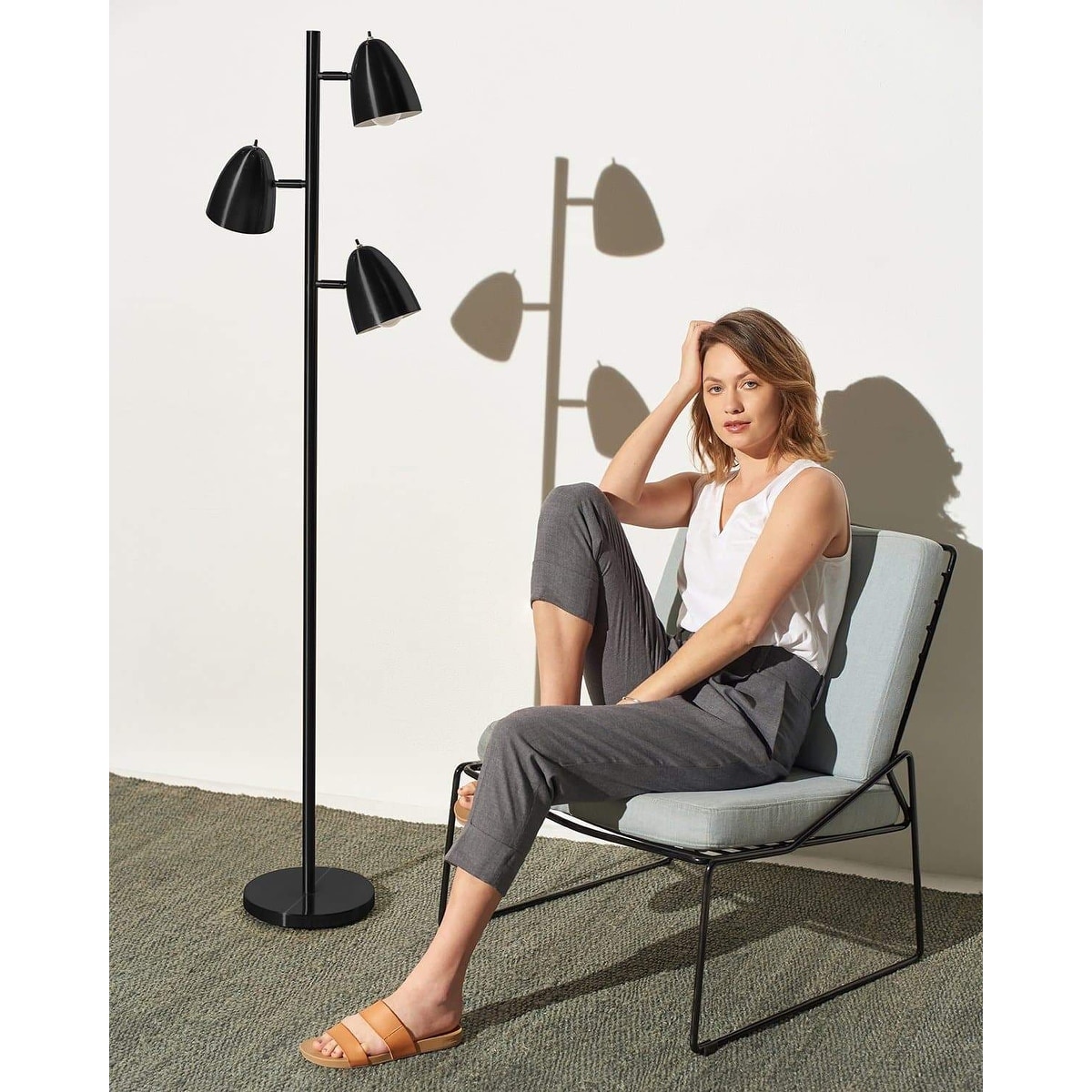 Brightech jacob shop floor lamp