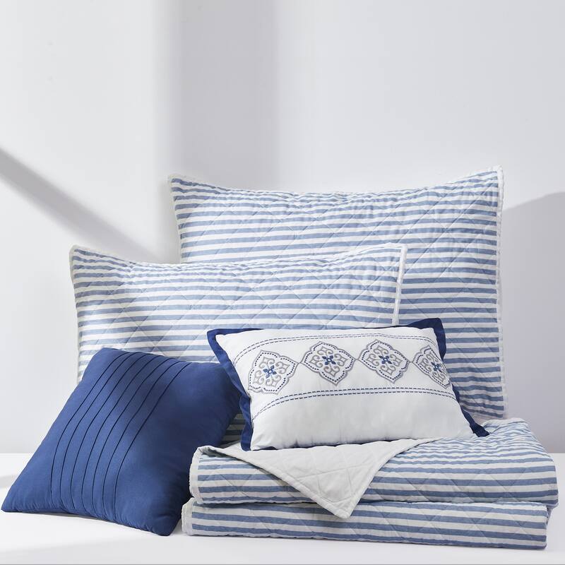 Wonderful 5 Piece Striped Coverlet Set