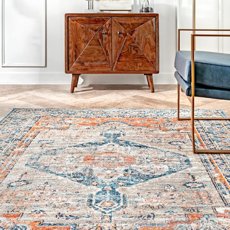 Nuloom Traditional Vintage Medallion Correa Area Rug