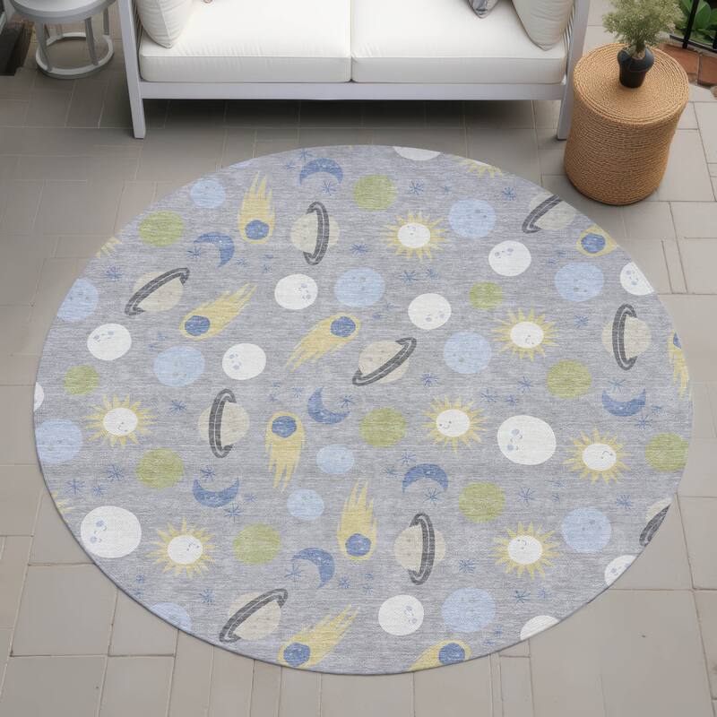 Machine Washable Indoor/ Outdoor Planets Comets Chantille Rug - Silver - 8' x 8'