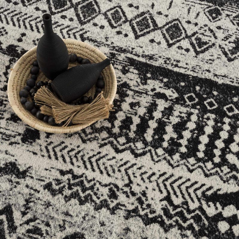 Hauteloom Lyssons Hallway, Kitchen Machine Washable Runner Rug - Black, Gray, Light Gray - 2'7" x 7'3"