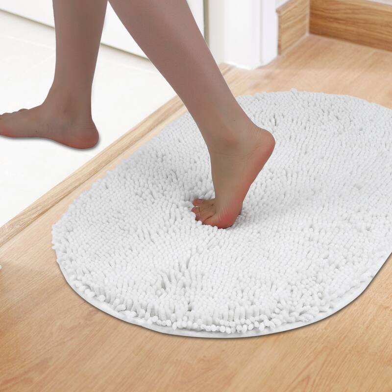 Oval Plush Bath Mat, Soft Non Slip Absorbent Rug, Rubber Backing Quick Dry Rugs for Shower Floor, Bathroom Decor - White - 20" x 32"