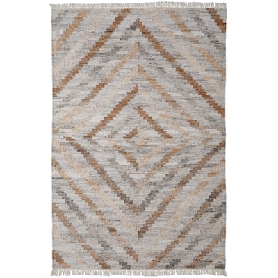 Elstow Transitional PET Yarn Beige/Gray Area Rug