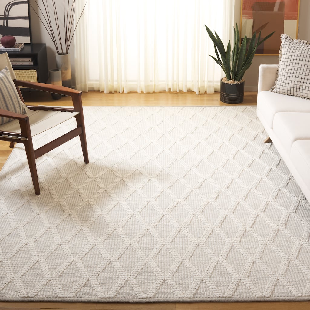 SAFAVIEH Handmade Natura Geerlien Rustic Trellis Wool Rug