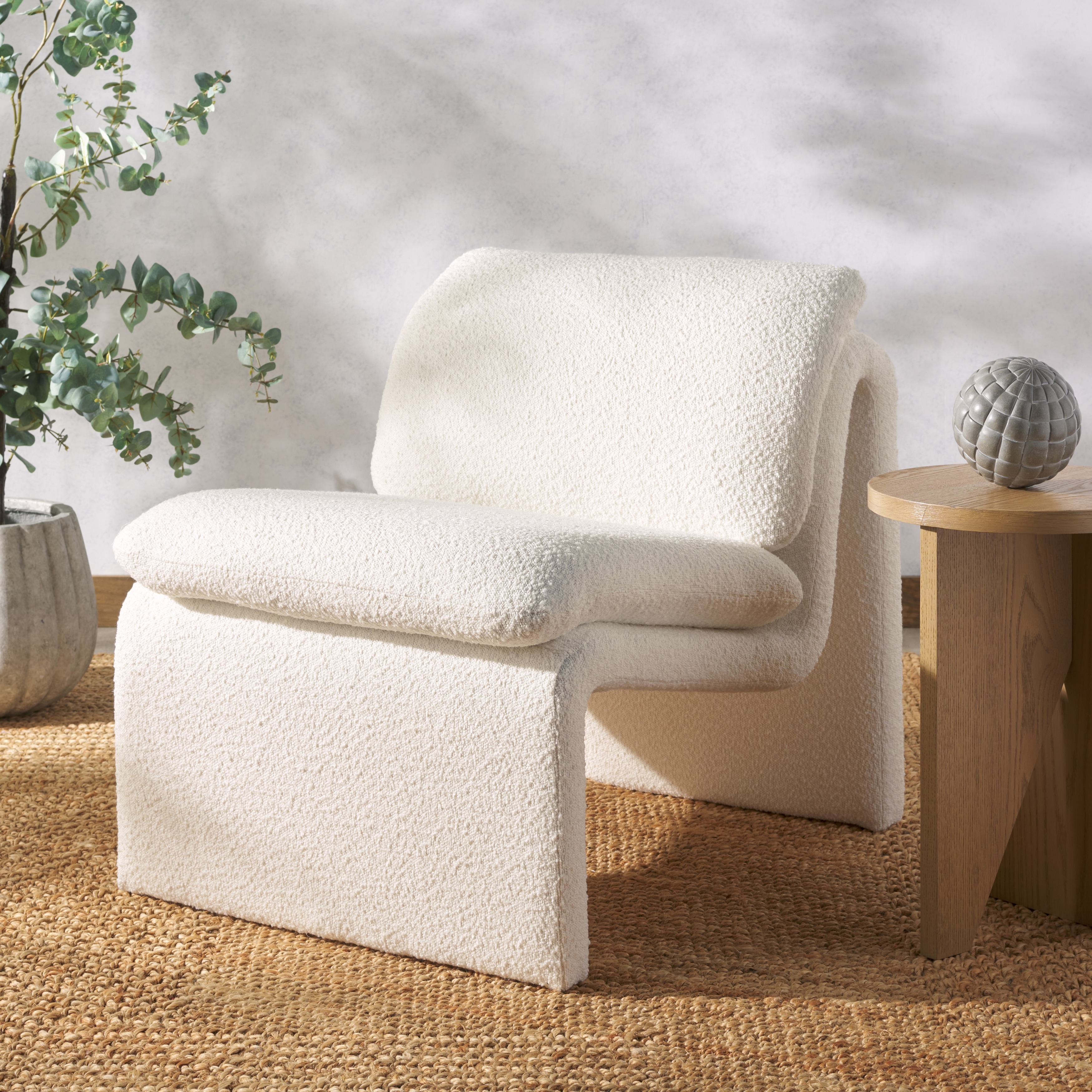 SAFAVIEH Couture Ainslie Accent Chair (Fully Assembled) - 26"W x 34"D x 29"H