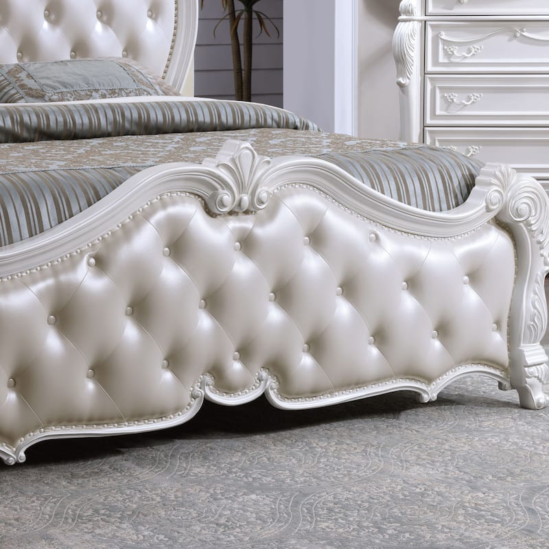 Furniture of America Eugene Traditional 5-Piece Solid Wood Panel Bedroom Set