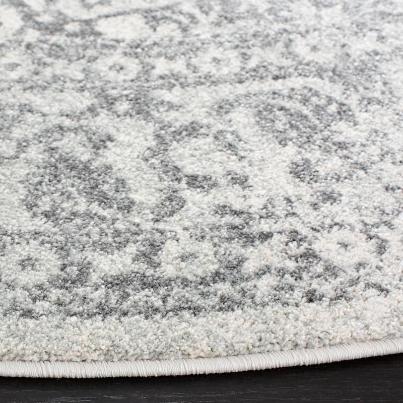 SAFAVIEH Evoke Quinn Vintage Distressed Rug